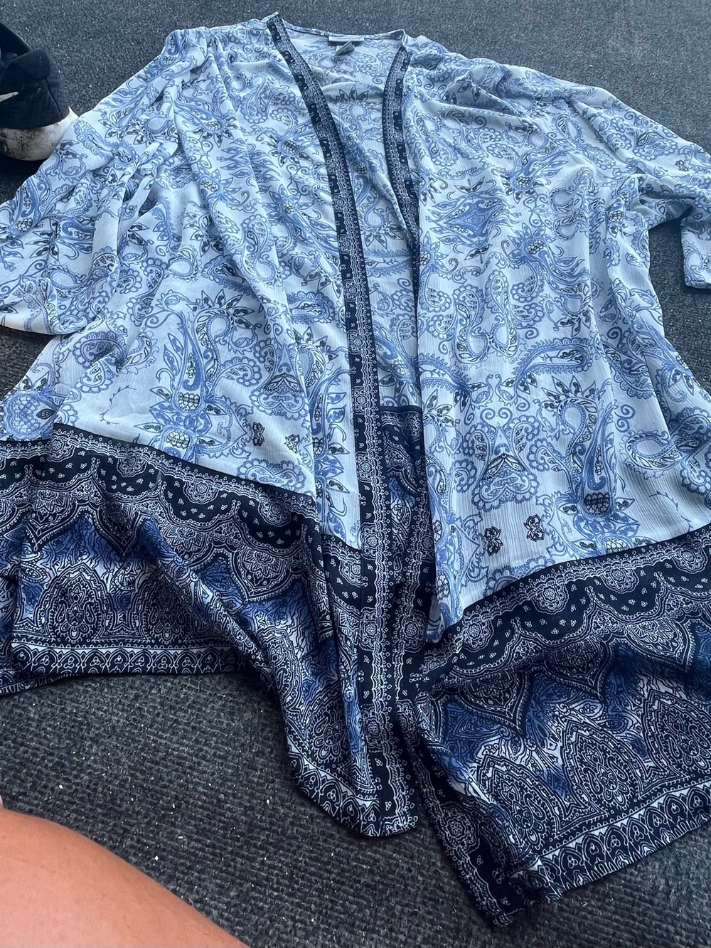 Catherines Light Blue and Navy Paisley Open Front Kimono
